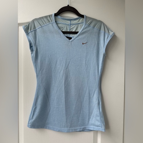 NIKE Dri-FIT Workout T-shirt (size S, light blue) - Picture 1 of 4